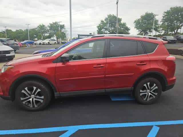 Thumbnail: 2016 Toyota RAV4 - 2