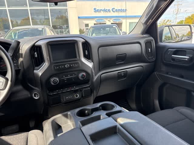 Thumbnail: 2023 Chevrolet Silverado 1500 - 10