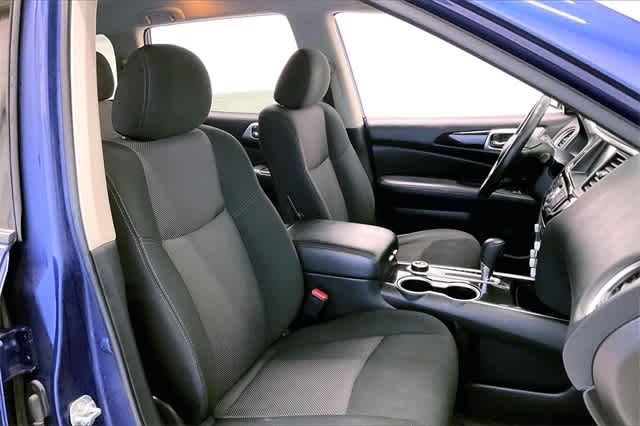 Thumbnail: 2020 Nissan Pathfinder - 14