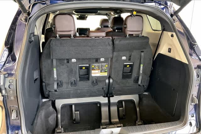 Thumbnail: 2023 Toyota Sienna - 20