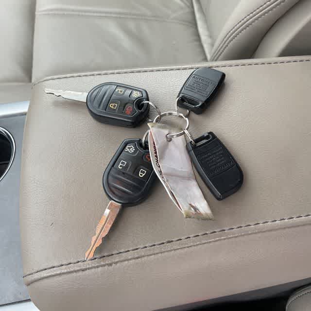 Thumbnail: 2013 Ford Edge - 10