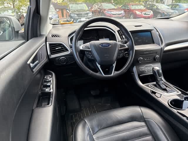 Thumbnail: 2015 Ford Edge - 9