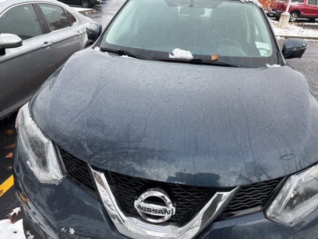 Used 2016 Nissan Rogue SV SUV