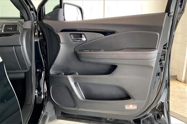 2024 Honda Ridgeline Black Edition 29