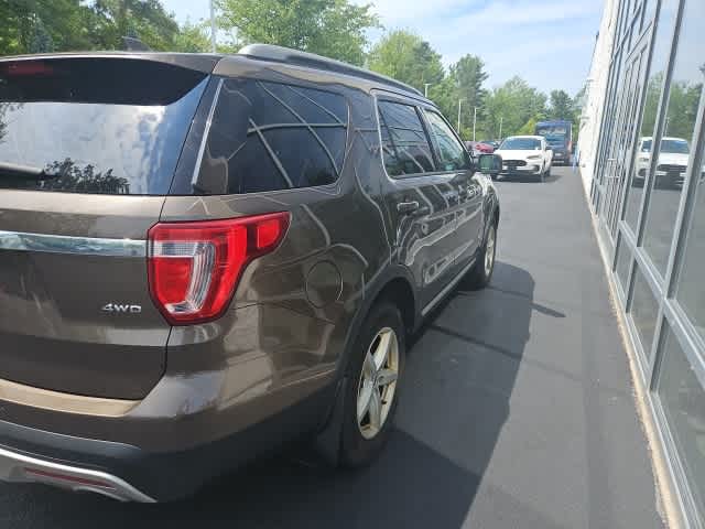 Thumbnail: 2016 Ford Explorer - 6