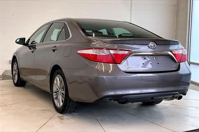 2016 Toyota Camry SE 5