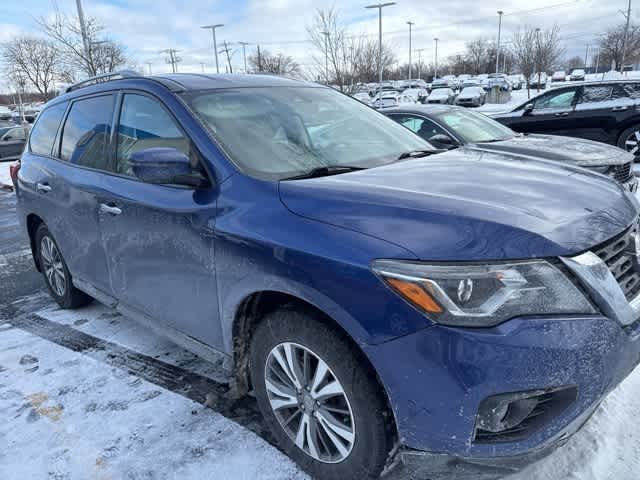 Thumbnail: 2020 Nissan Pathfinder - 3