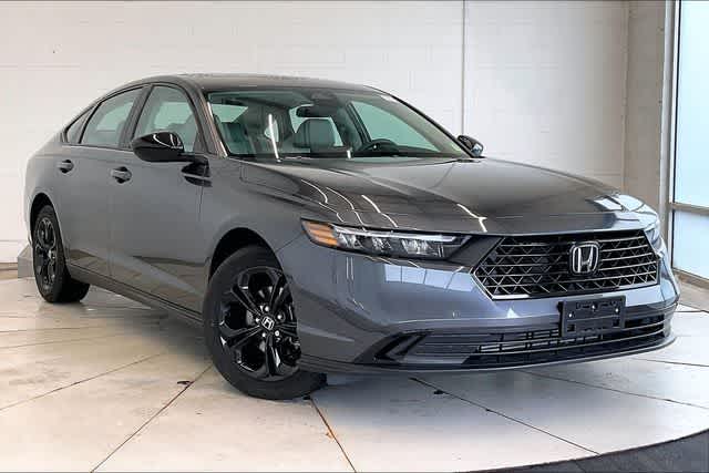 2025 Honda Accord SE - Photo 23