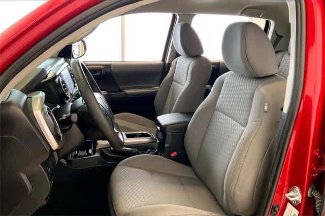 Thumbnail: 2022 Toyota Tacoma - 12