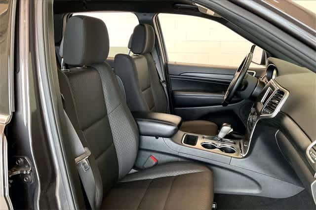 2020 Jeep Grand Cherokee Laredo 15