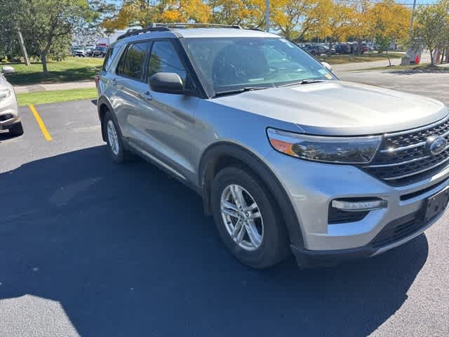 2020 Ford Explorer XLT photo 3
