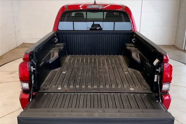 Thumbnail: 2022 Toyota Tacoma - 20
