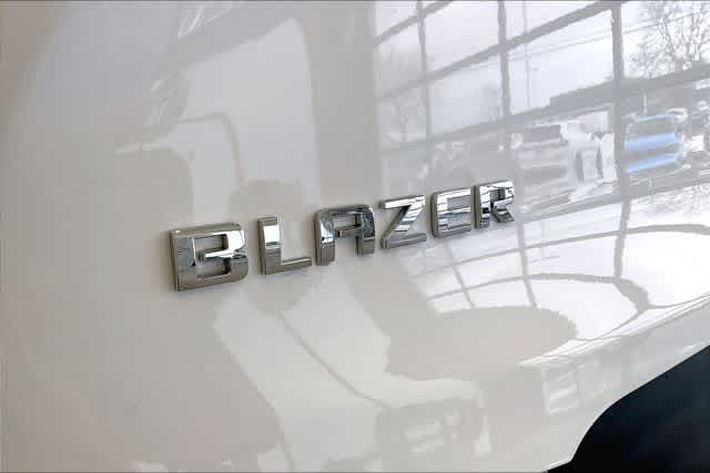 Thumbnail: 2021 Chevrolet Blazer - 35