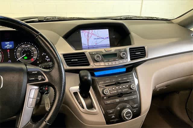 Thumbnail: 2012 Honda Odyssey - 16