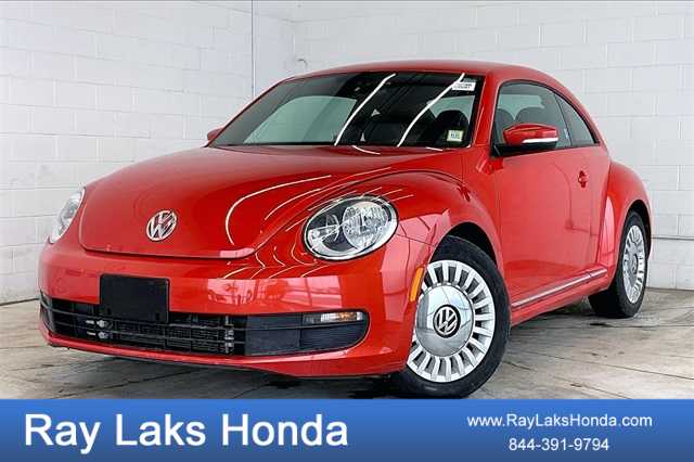 2016 Volkswagen Beetle SE -
                  Orchard Park, NY
