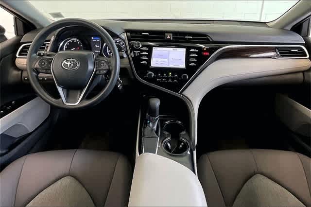 Thumbnail: 2018 Toyota Camry - 11