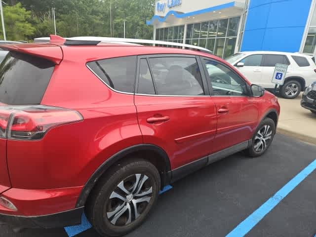 Thumbnail: 2016 Toyota RAV4 - 7