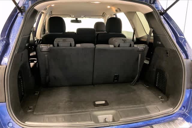 Thumbnail: 2020 Nissan Pathfinder - 19