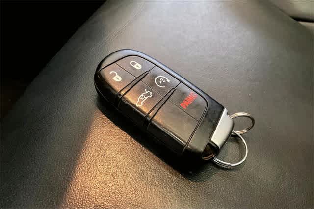 Thumbnail: 2016 Chrysler 300 - 21