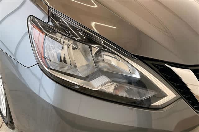 Thumbnail: 2017 Nissan Sentra - 32