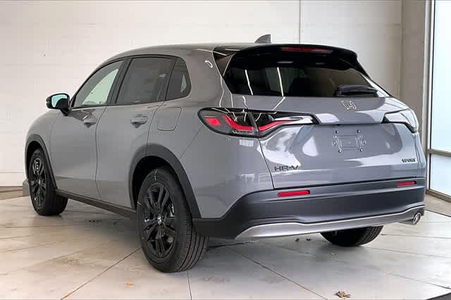 2026 Honda HR-V Sport photo 3