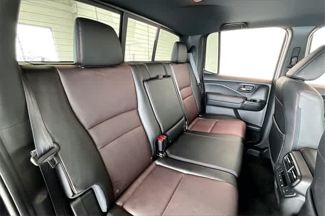2024 Honda Ridgeline Black Edition 24