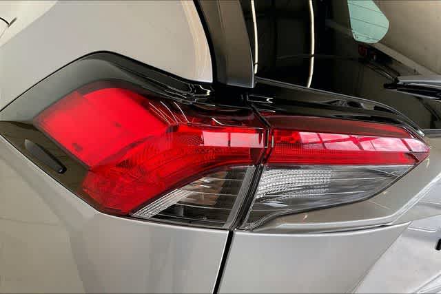 Thumbnail: 2023 Toyota RAV4 - 33