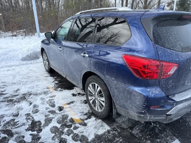 Thumbnail: 2020 Nissan Pathfinder - 7