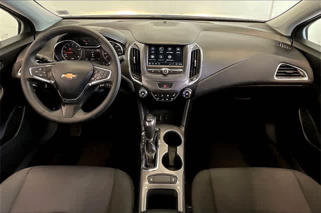Thumbnail: 2019 Chevrolet Cruze - 11