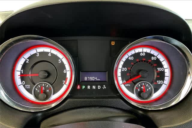Thumbnail: 2012 Dodge Grand Caravan - 16