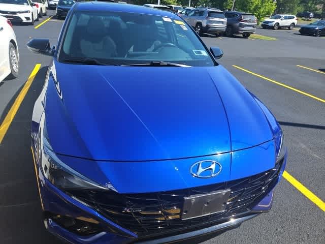 Thumbnail: 2023 Hyundai Elantra - 9