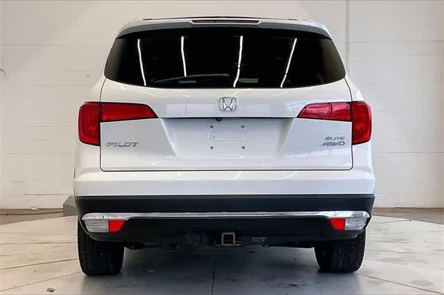 Thumbnail: 2017 Honda Pilot - 6