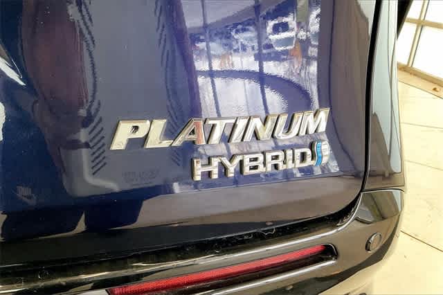 Thumbnail: 2023 Toyota Sienna - 8