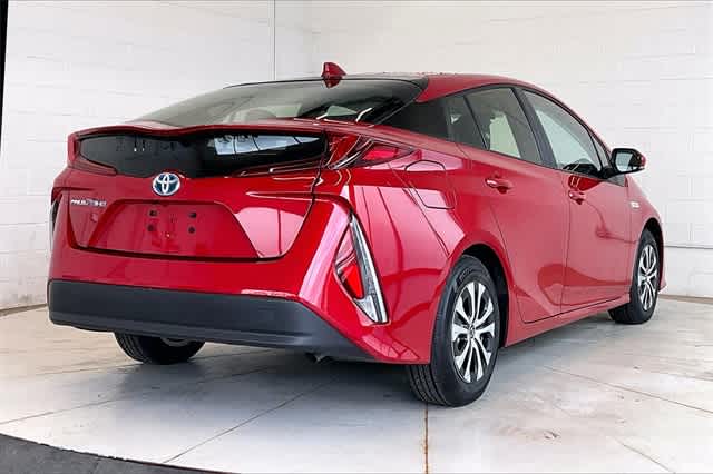 Thumbnail: 2021 Toyota Prius Prime - 24