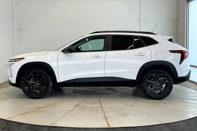 Thumbnail: 2025 Chevrolet Trax - 4