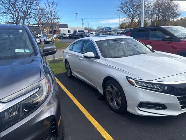 2020 Honda Accord EX-L 2.0T photo 3