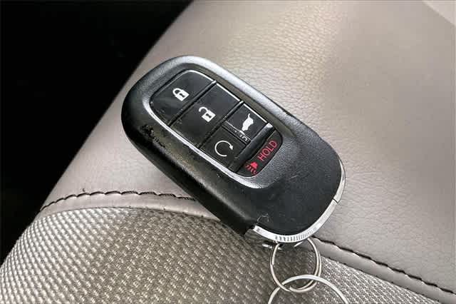 Thumbnail: 2023 Honda Pilot - 21