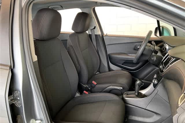 Thumbnail: 2020 Chevrolet Trax - 15