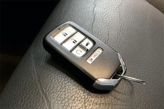 Thumbnail: 2022 Honda Pilot - 21