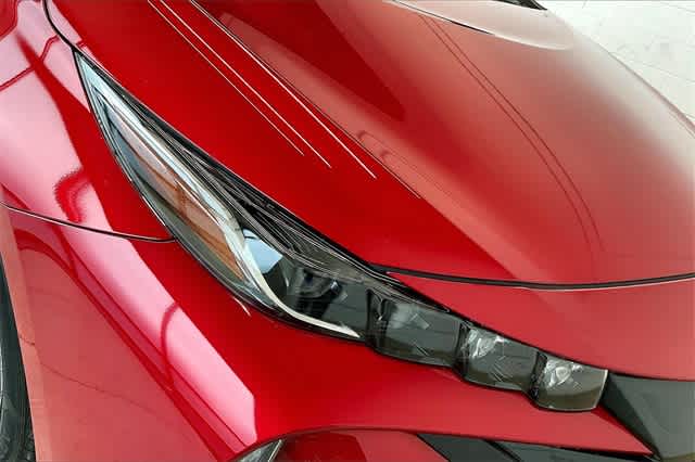 Thumbnail: 2021 Toyota Prius Prime - 32