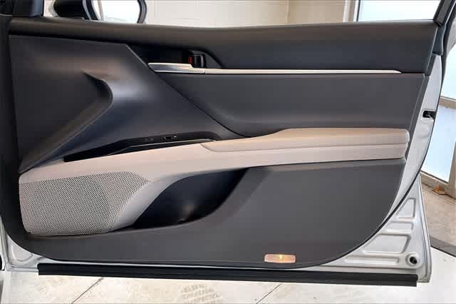 Thumbnail: 2018 Toyota Camry - 31