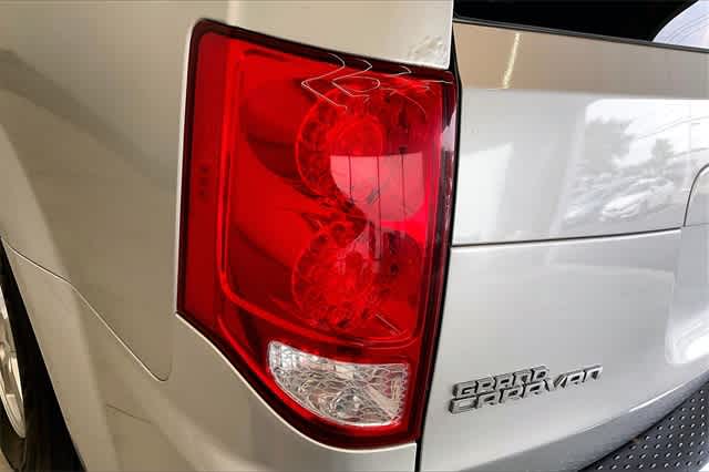 Thumbnail: 2012 Dodge Grand Caravan - 30