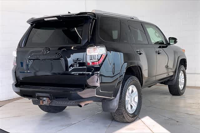 Thumbnail: 2015 Toyota 4Runner - 23