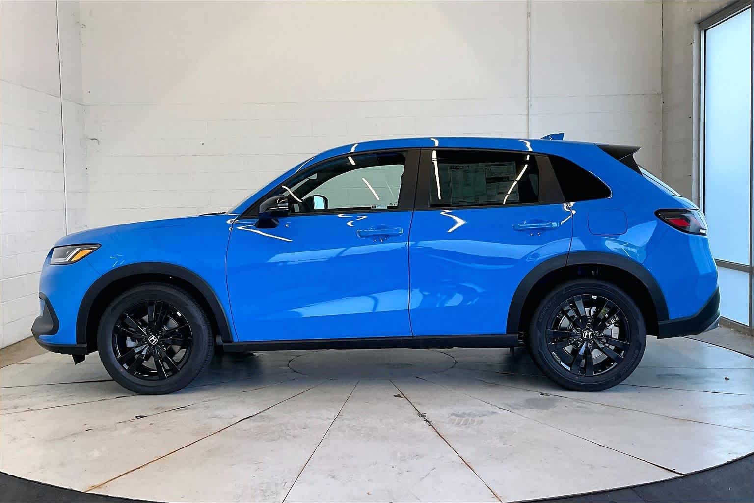 2027 Honda HR-V Sport - Photo 3