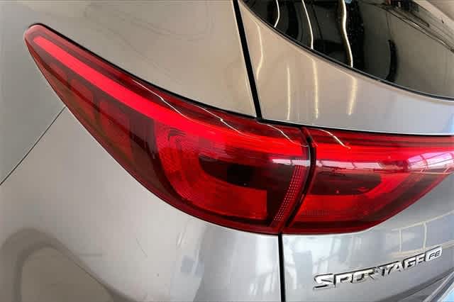 Thumbnail: 2017 Kia Sportage - 33