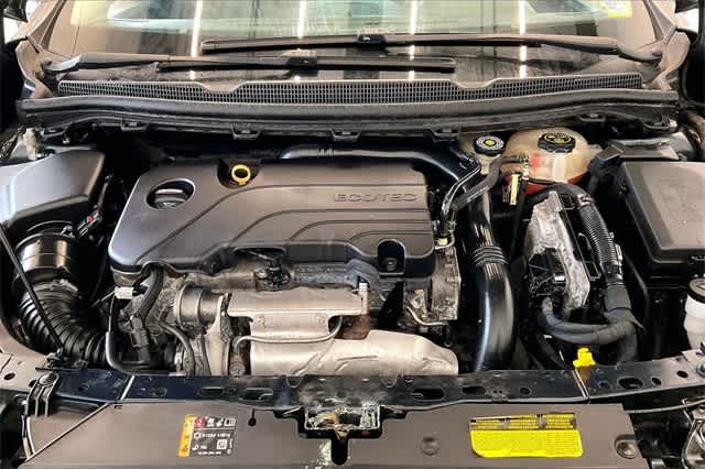 Thumbnail: 2018 Chevrolet Cruze - 10