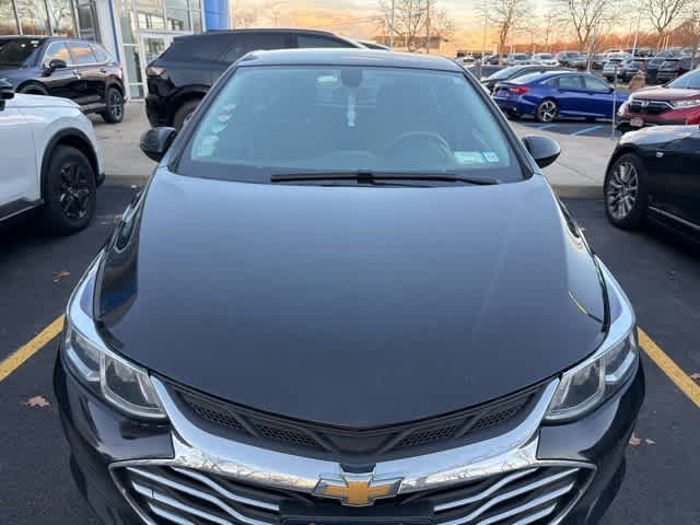 2019 Chevrolet Cruze LS photo 2