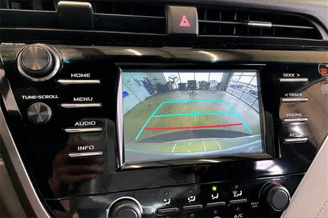 Thumbnail: 2018 Toyota Camry - 29