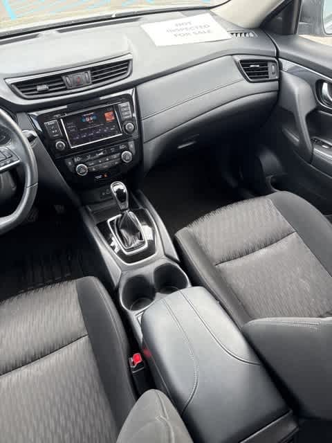 2020 Nissan Rogue SV 12