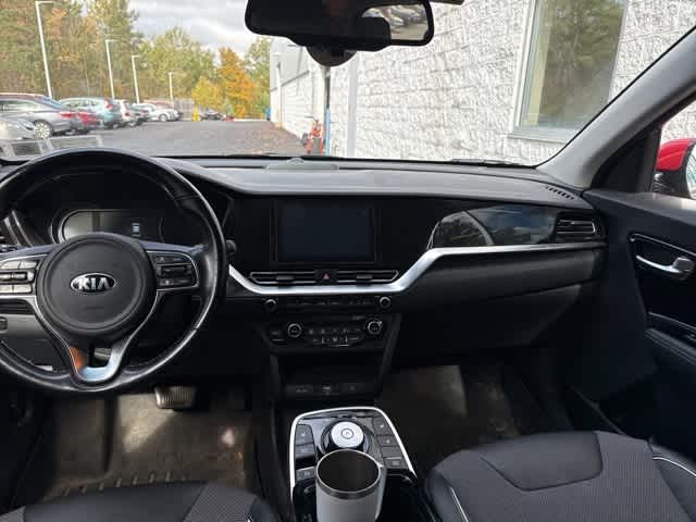 Thumbnail: 2020 Kia Niro - 10